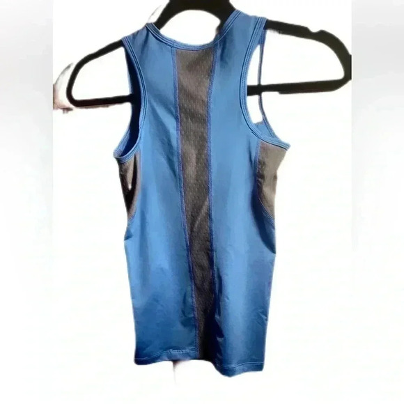 2XU blue grey core support  training athletic comfort compression tank top XS - Picture 3 of 4
